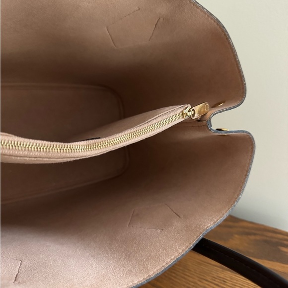 Louis Vuitton Damier Ebene Kensington - Picture 11 of 16